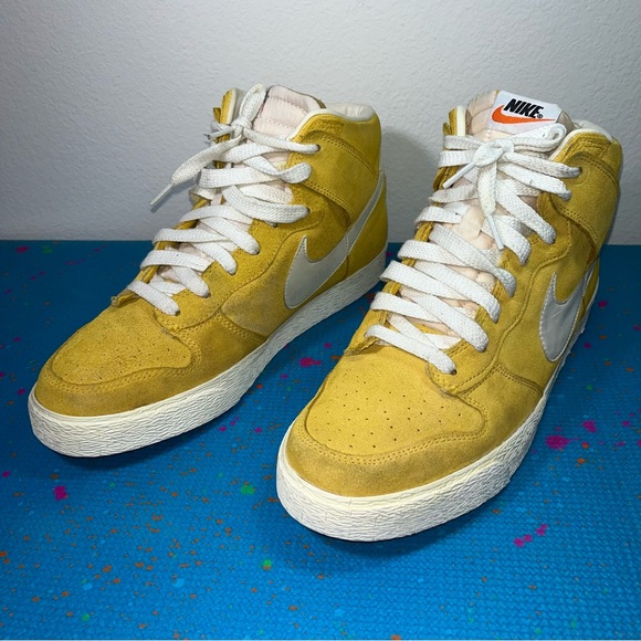 Rare Nike Mens Dunk High top AC 398263-700 Suede Varsity Maize Yellow Size 11 - Picture 1 of 10